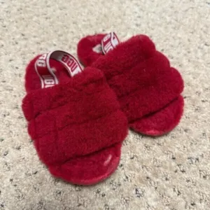 UGG Toddler size 11 red Fluff Yeah Slide slippers 1098579T