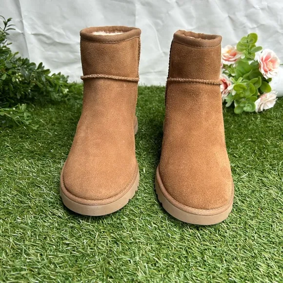 UGG Women Classic Femme MiniWedge Boots - Chestnut size 5 new