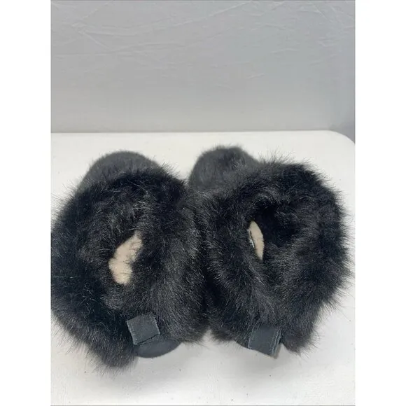 UGG  Womens Black Amary Faux Fur Slipper Bootie Size US 8 EU 39