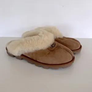 UGG Women's Coquette Chestnut Scuff Slippers, size 9