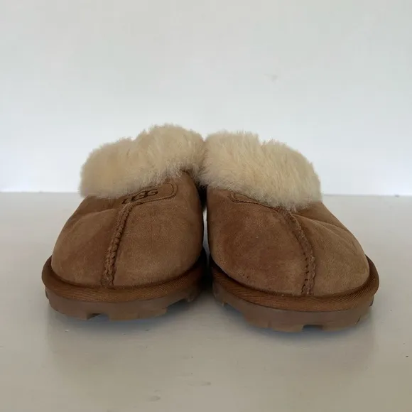 UGG Women's Coquette Chestnut Scuff Slippers, size 9