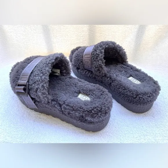 UGG Women's Fluffita Flatform Slippers - Grey - 9