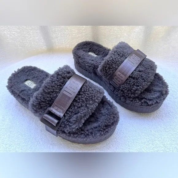 UGG Women's Fluffita Flatform Slippers - Grey - 9
