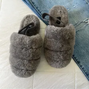 UGG Womens Super Fluff‎ Grey slippers Size 6