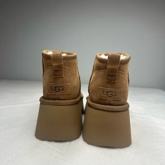 UGG Women's Tan Platform Ankle Boots size 9