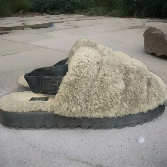 UGG BURNT OLIVE SLIDE SHEEPSKIN SLIPPERS, WOMEN US 9/ EUR  40