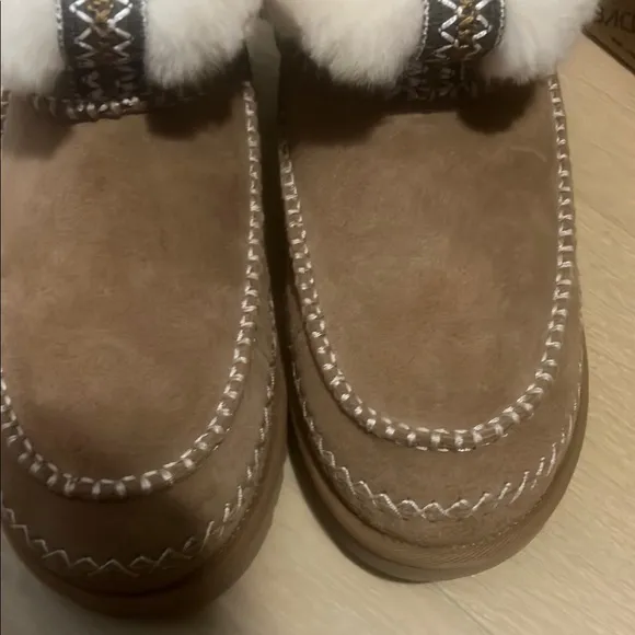 Ugh Women's classic ultra mini alpine
