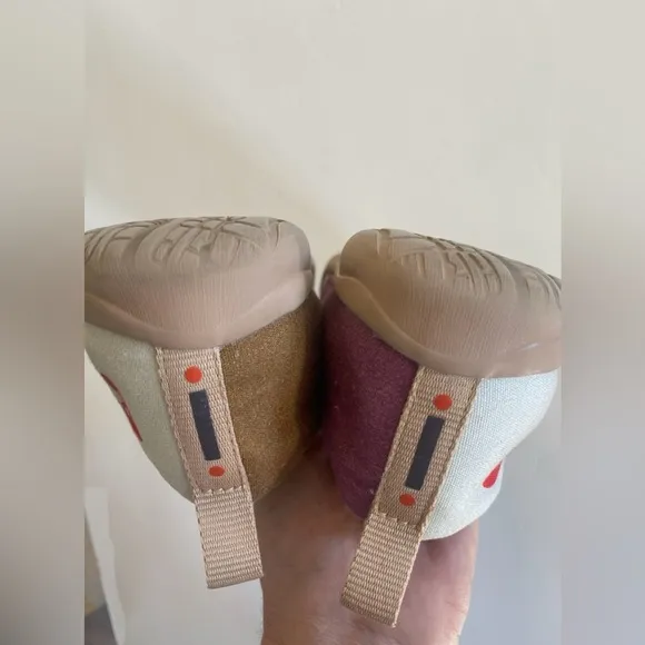 UIN “African Beauty” Painted Art Canvas Slip-On Travel Shoes size 8.5