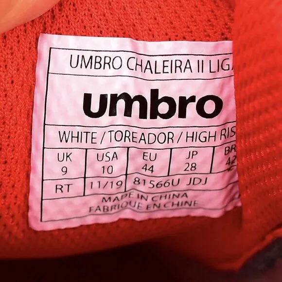 UMBRO CHALEIRA II LIGA INDOOR SOCCER SNEAKERS SHOES MEN'S SIZE 10 FUTSAL FUTBOL