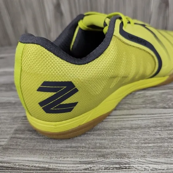 Umbro Sala Z Pro Indoor Soccer Shoes - Men's Size 11 NEW!!