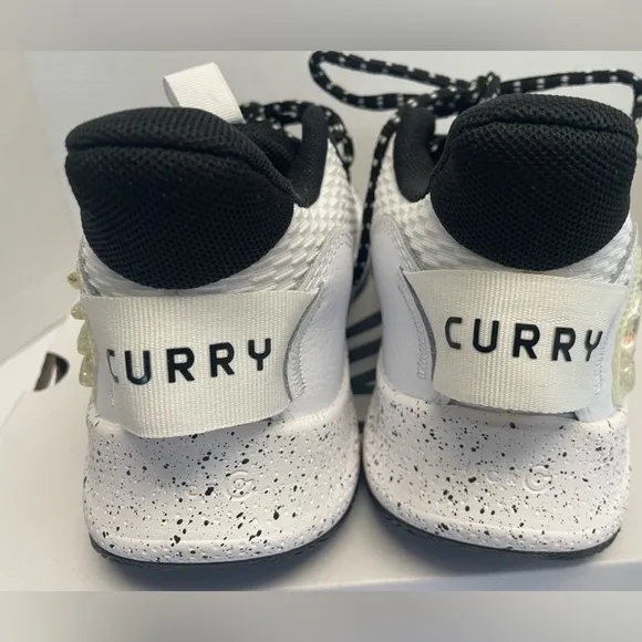 Under Armour Curry 3Z7 Grade School Kids' Basketball Shoes  Sz 5Y