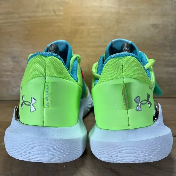 Under Armour Flow FUTR X Womens Size 10 Basketball Shoes Sneakers Green Camo