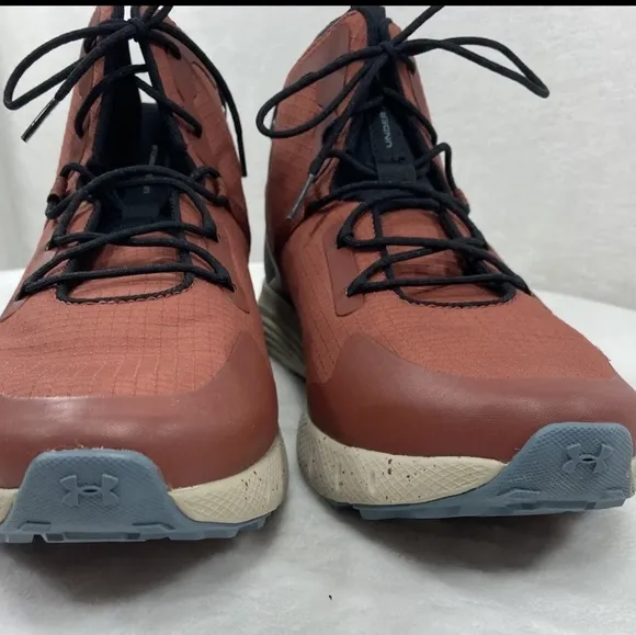 UNDER ARMOUR Unisex CHARGED BANDIT TREK HIKING Outdoor Boots Shoes Sz M 7/W 8.5