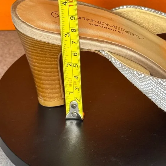 Unity in Diversity Beguile Taupe Cheveron Sandal Heel Mule Size EU 40 US 9