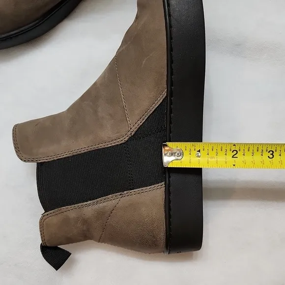 Vagabond Shoemakers Nubuck Distressed Pull-on Ankle boots (w size 37)