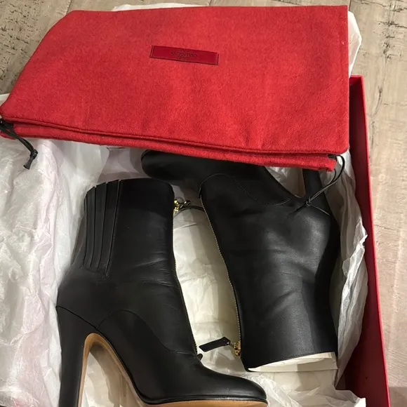 VALENTINO Black High Heel Ankle Boots