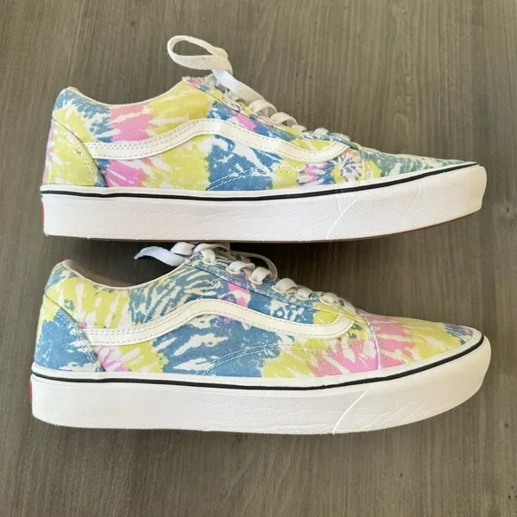 Vans Comfycush Old Skool Tie Dye sneakers shoes men size 11