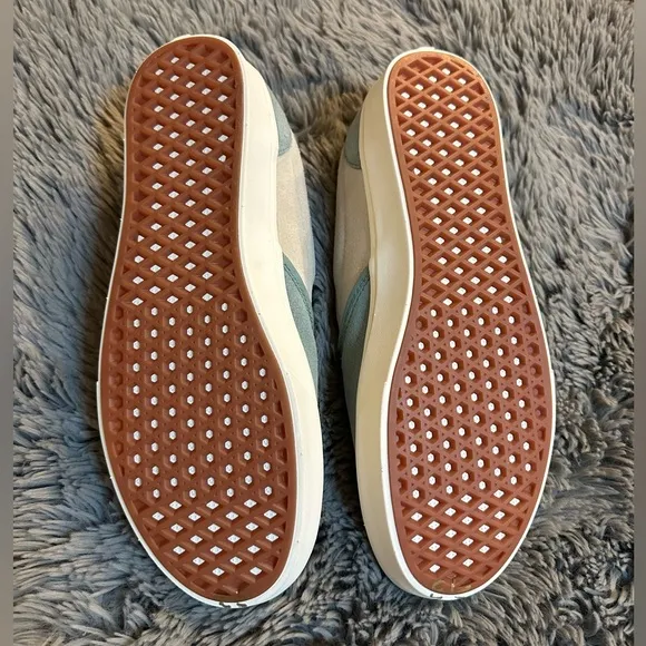 Vans Growing Everyday ComfyCush Slip-On Shoes Size 11.5 Mens NWOT