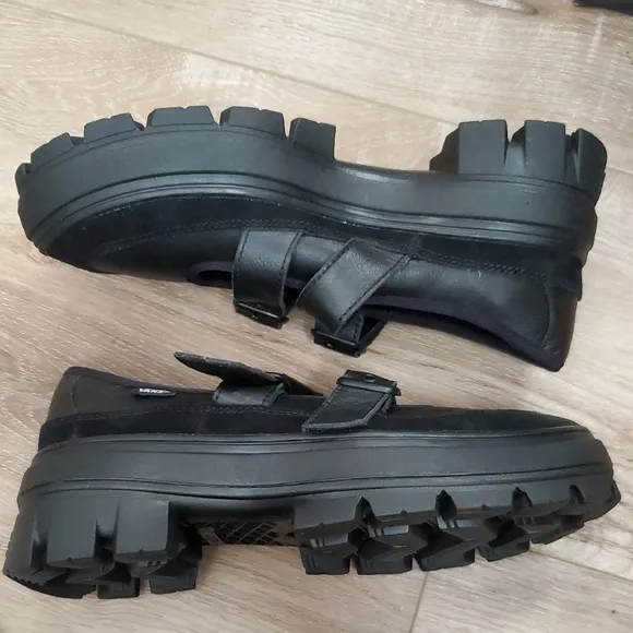 Vans Men's Black Chunky Mary Jane Shoes
