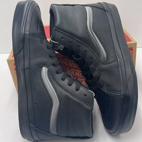 Vans Men's Black High-Top Sneakers Sk8-Hi XIBig Mood BlackVN0A5KRYBLK
