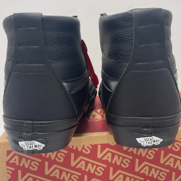 Vans Men's Black High-Top Sneakers Sk8-Hi XIBig Mood BlackVN0A5KRYBLK