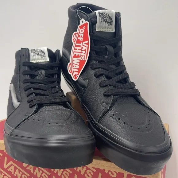 Vans Men's Black High-Top Sneakers Sk8-Hi XIBig Mood BlackVN0A5KRYBLK