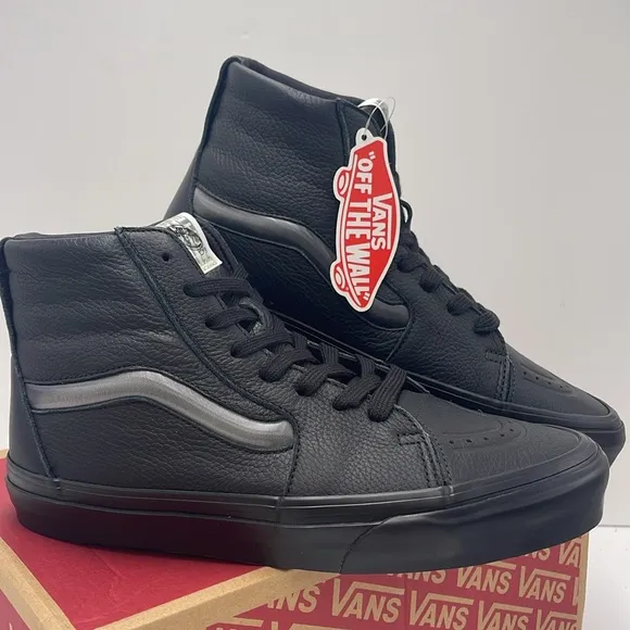 Vans Men's Black High-Top Sneakers Sk8-Hi XIBig Mood BlackVN0A5KRYBLK