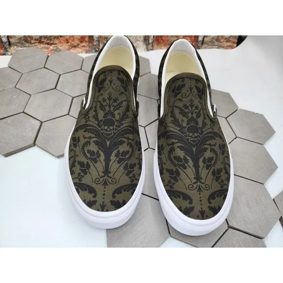 Vans Men's Classic Slip On Skull Tapestry Grape Leaf Olive Canvas Shoes Size 9