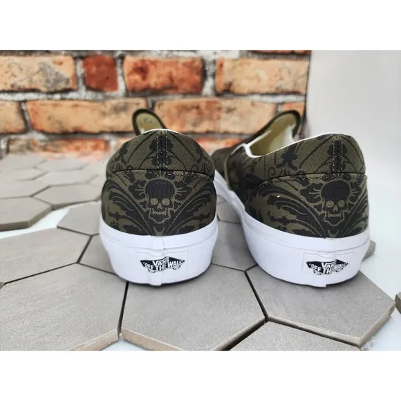 Vans Men's Classic Slip On Skull Tapestry Grape Leaf Olive Canvas Shoes Size 9