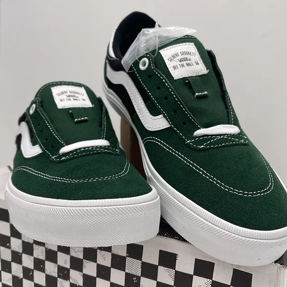 Vans Men's Green and Black Sneakers Gilbert CrockeDark Green/WhiteVN0A5JIFDGY