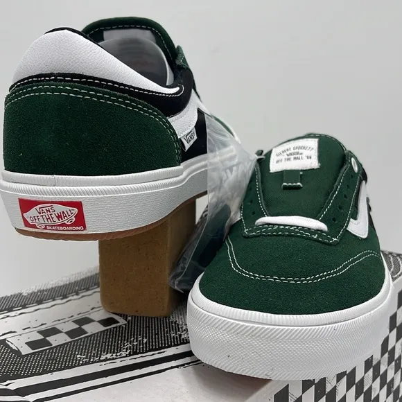 Vans Men's Green and Black Sneakers Gilbert CrockeDark Green/WhiteVN0A5JIFDGY