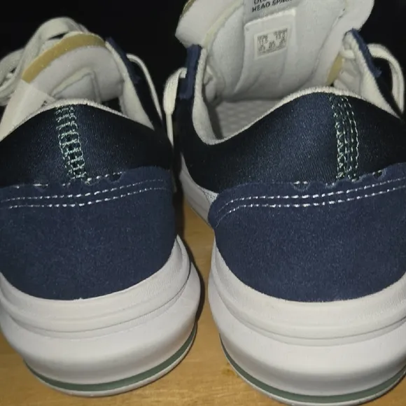 Vans Men's Navy and White Sneakers