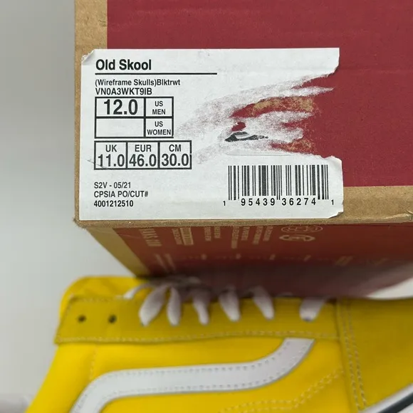 Vans Men's Yellow Sneakers