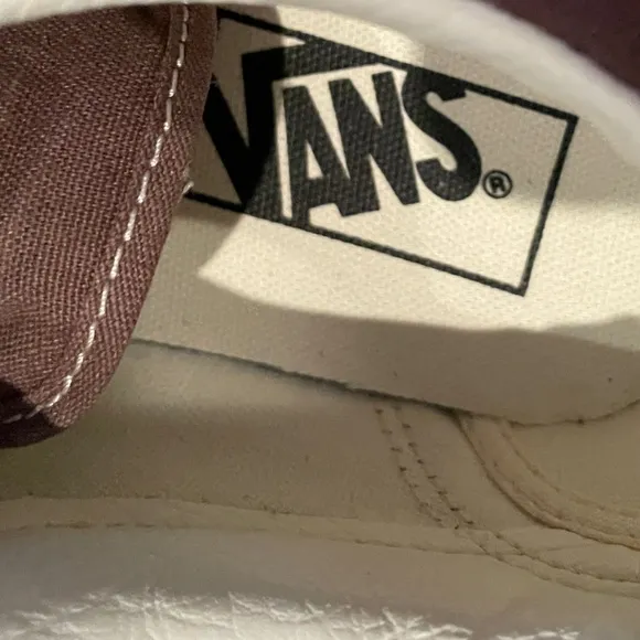 Vans Old Skool V Suede Canvas Etherea Women’s 9 Men’s 7.5 Brown Skate Shoes