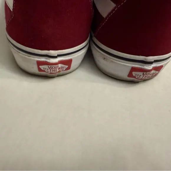 VANS SK8 HIGH TOP BURGUNDY SIZE 13 UNISEXCANVAS SKATE SHOES