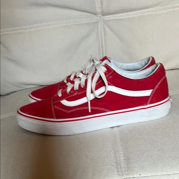 Vans Ska8 skateboard shoes red and white canvas size 11 1/2 men’s
