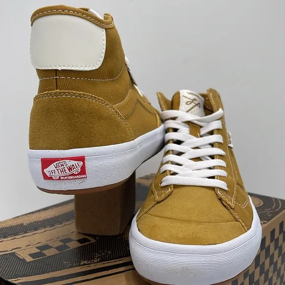 Vans WMNS High-Top Sneakers - Mustard White The LizzieGold/WhiteVN0A4BX1GLW