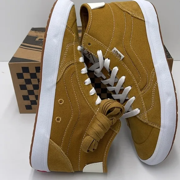 Vans WMNS High-Top Sneakers - Mustard White The LizzieGold/WhiteVN0A4BX1GLW