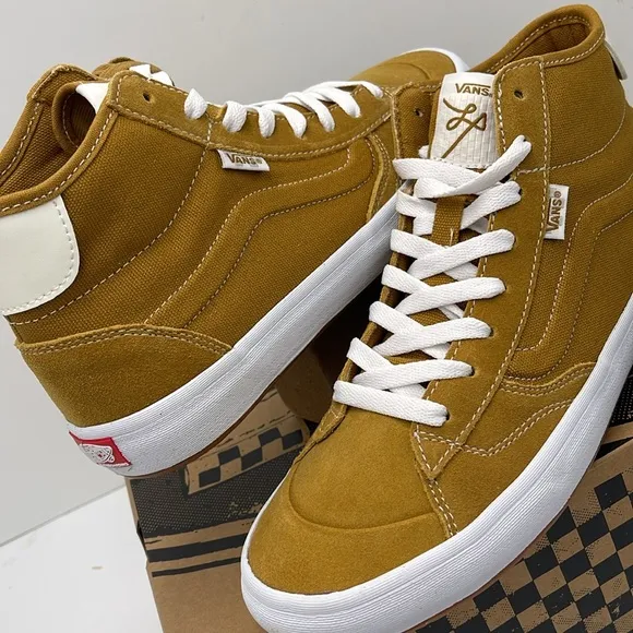 Vans WMNS High-Top Sneakers - Mustard White The LizzieGold/WhiteVN0A4BX1GLW