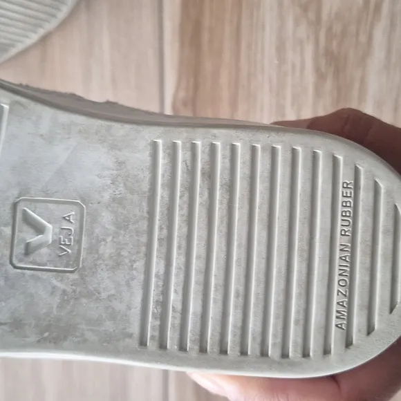 Veja Esplar Velcro ChromeFree Kids Shoes - Silver Solid Lavender 4 Small