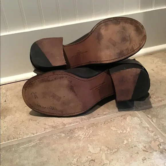 Vera Wang Lavender Label. Leather Moto Ankle Boots 10