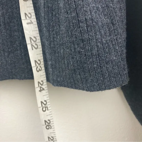 Veronica Beard Faber Cashmere Color block turtleneck Sweater size medium