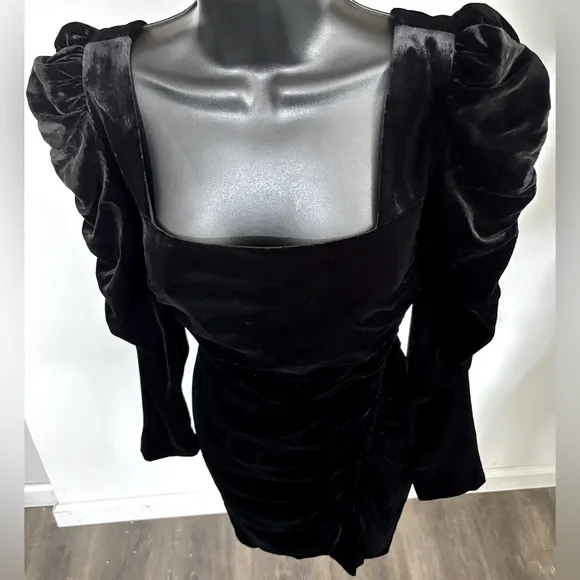 Veronica Beard Toki luxury velvet square neck ruched arms skirt cocktail dress 2