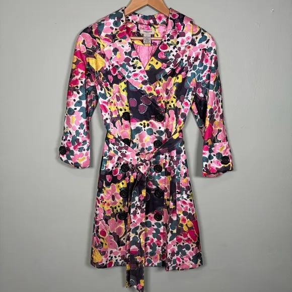 Vertigo Paris 3/4 Sleeve Button Up Belted Trench Coat-Bubbles Pink-Women Medium