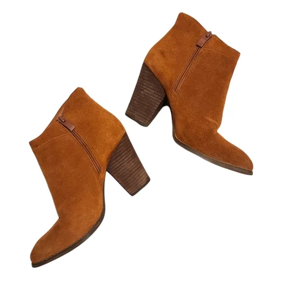 Very Volatile Kolt Tan Suede Leather Ankle Boots Stacked heel Size 7.5