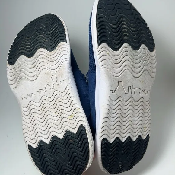 Vessi Mens 8 Everyday Marine Blue Low Cut Classic Sneaker Running Shoes
