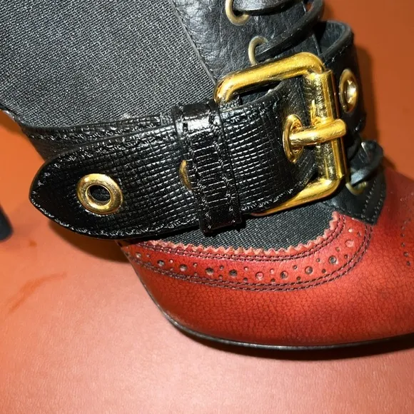 VGUC - Burberry Westmarsh Ankle Boots