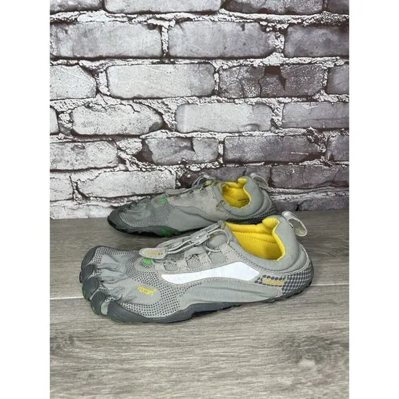 Vibram FiveFingers M355 Gray Green Minimalist Barefoot Shoes Men’s Sz 42EU/9M US