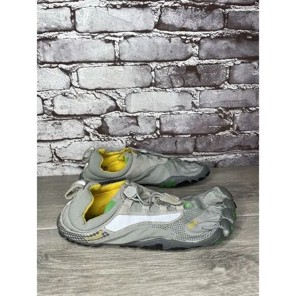 Vibram FiveFingers M355 Gray Green Minimalist Barefoot Shoes Men’s Sz 42EU/9M US