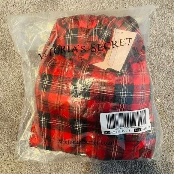 Victorias Secret Plaid Flannel PJ Slipper Set M